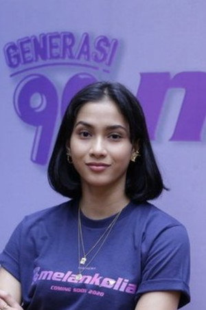 Aghniny Haque portrait
