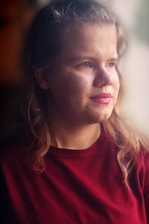 Zoe Szymon portrait