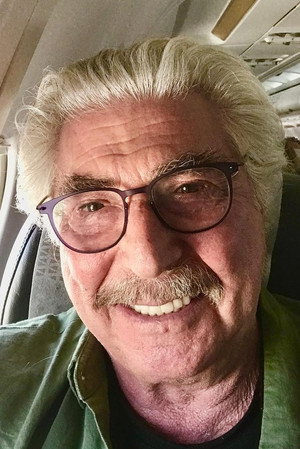 Erdal Özyağcılar portrait