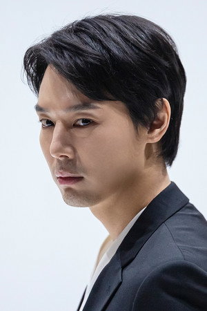 Lee Sun-ho portrait