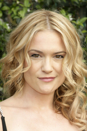 Victoria Pratt portrait