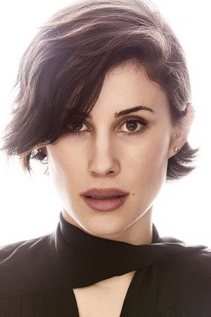 Camille Balsamo portrait