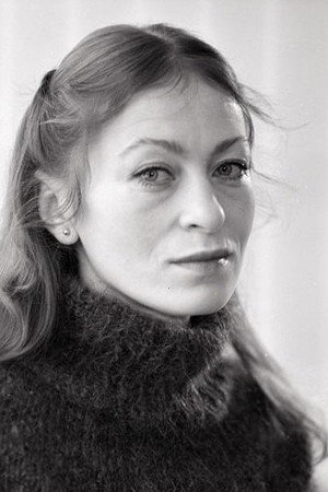 Raine Loo portrait