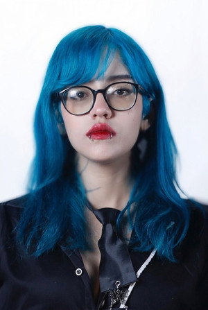Larissa Menezes portrait