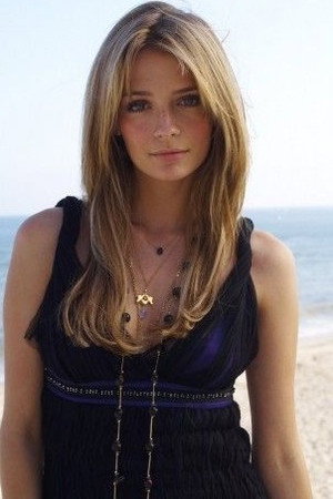 Mischa Barton portrait