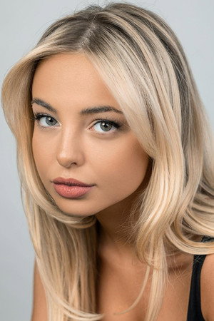 Emma Kotos portrait