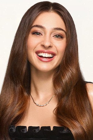 Cemre Baysel portrait