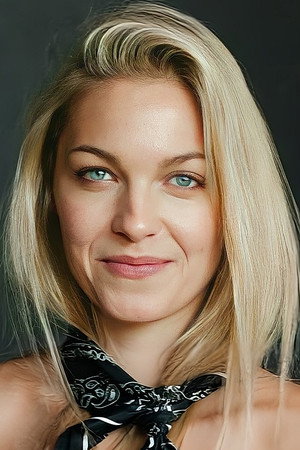Winny Clarke portrait