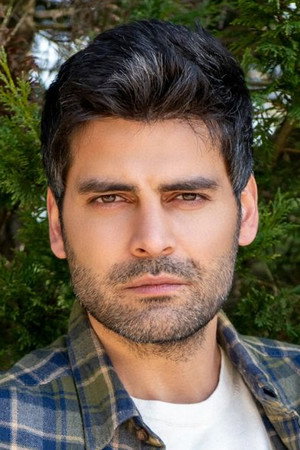 Erkan Meriç portrait