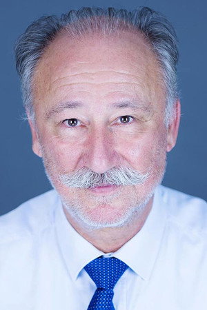 Altan Erkekli portrait
