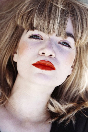 Iza Mortag Freund portrait
