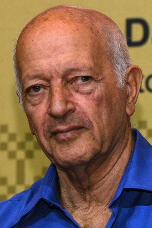 Dan Wolman portrait