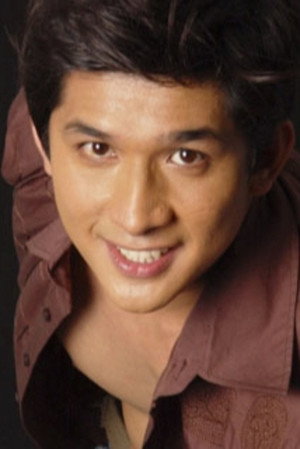 JR Valentin portrait