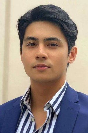 Kiko Estrada portrait