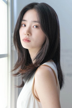 Shin Sia portrait