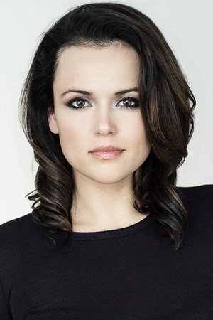 Tara Wilson portrait
