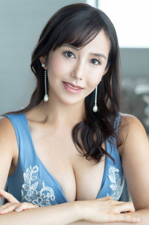 Kana Shiokawa portrait