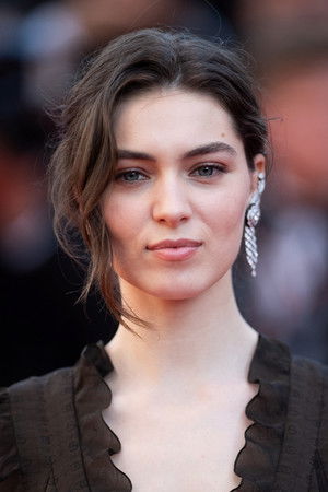 Anamaria Vartolomei portrait