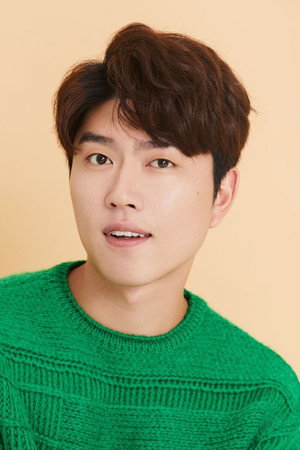 Lu Xing portrait