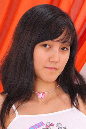 Allysin portrait