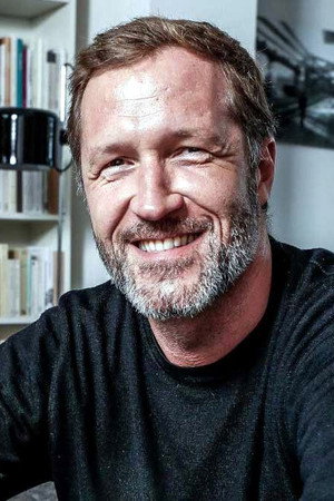 Paul Magnette portrait