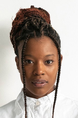 Cleo Diára portrait