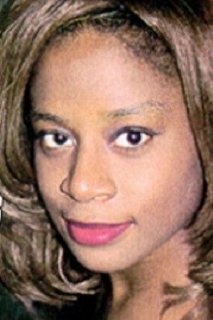 Tamia portrait
