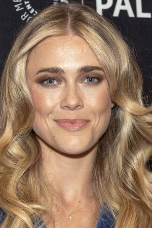 Melissa Roxburgh portrait