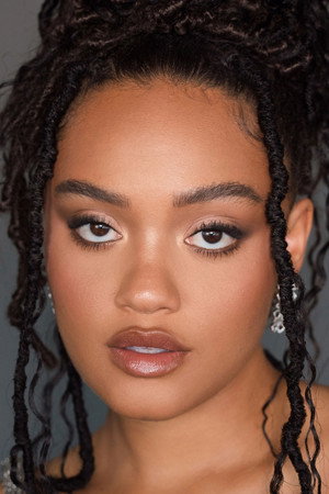 Kiersey Clemons portrait