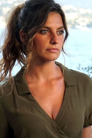 Laëtitia Milot portrait