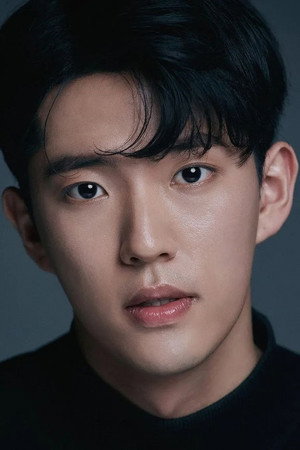 Shin Ki-hwan portrait