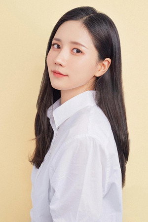 Park Myung-eun portrait