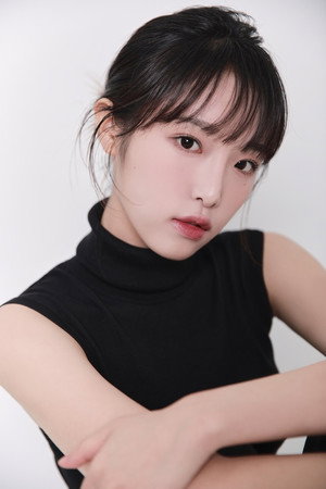 Choi Ye-na portrait