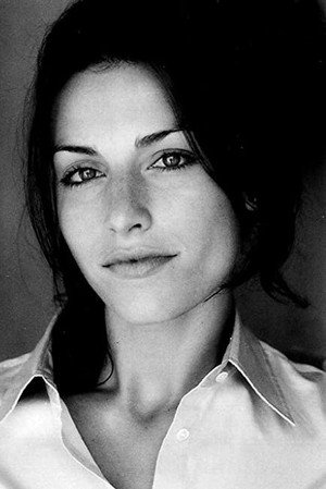 Sarah Lieving portrait
