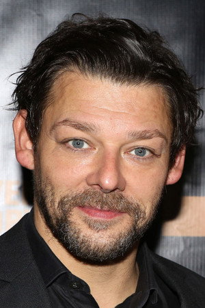 Richard Coyle portrait