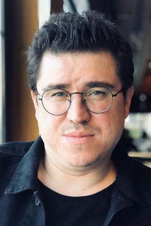 İbrahim Büyükak portrait