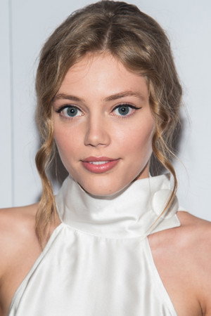 Grace Van Dien portrait