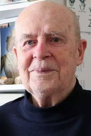Roland Mazurié des Garennes portrait