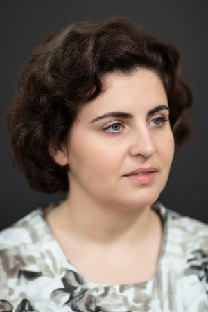 Münevver Girik portrait