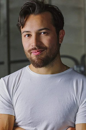 Taylor Gray portrait