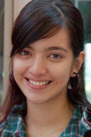 Nia Ramadhani portrait