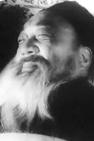 Juefei Shi portrait