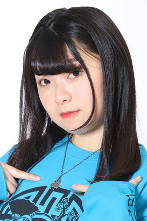 Akina Houmoto portrait
