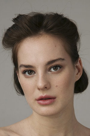 Izabel Eydlen portrait