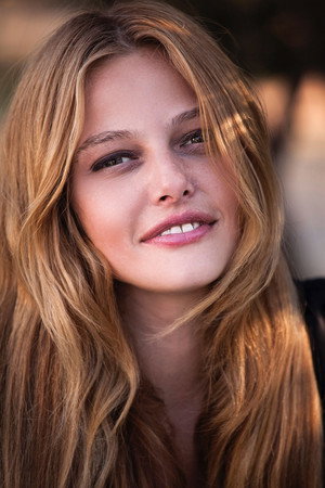 Naz Elmas portrait