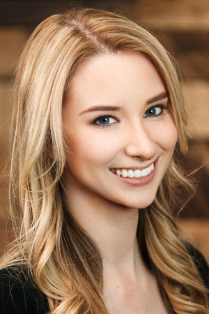 Emma Loggins portrait