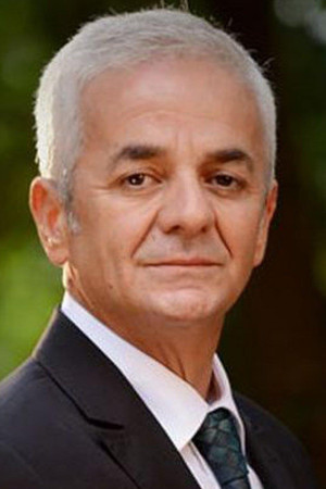 Zafer Algöz portrait