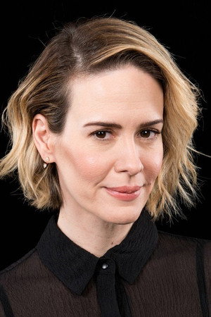 Sarah Paulson portrait