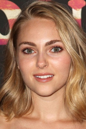 AnnaSophia Robb portrait