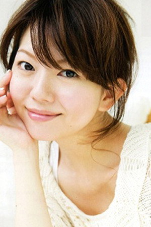 Yui Makino portrait